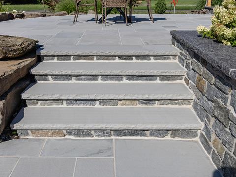 Old World Flagstone - Signature Treads Oceanside