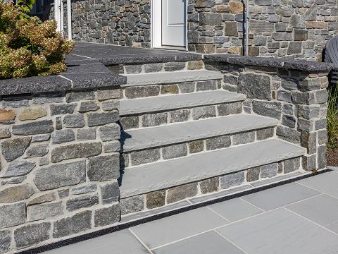 Old World Flagstone - Signature Treads Oceanside