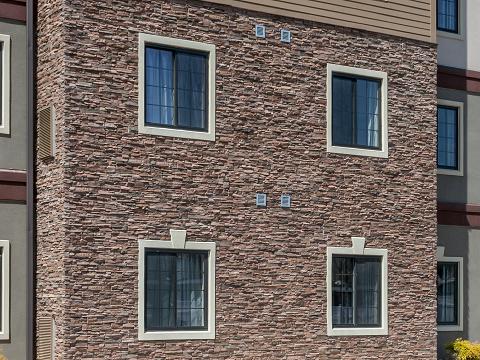 Eldorado Stone - Stacked Stone Castaway