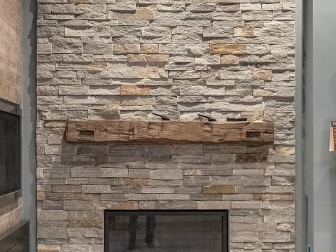 Old World Stone Veneer - Ledgestone Diamond Point