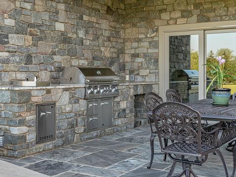 Old World Stone Veneer - Homestead Rubble Rockland