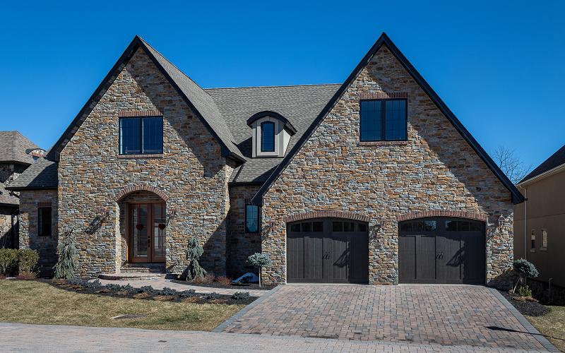 Old World Stone Veneer - Ledgestone Woodbridge