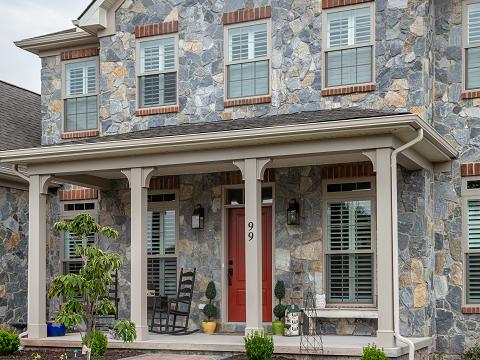 Old World Stone Veneer - QuarryField Silver Bay