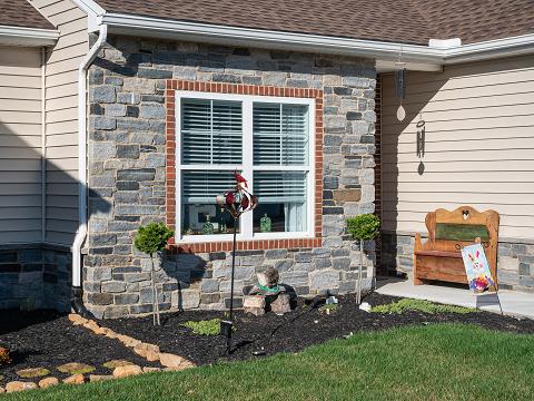 Old World Stone Veneer - Rustic Ashlar Holston Valley