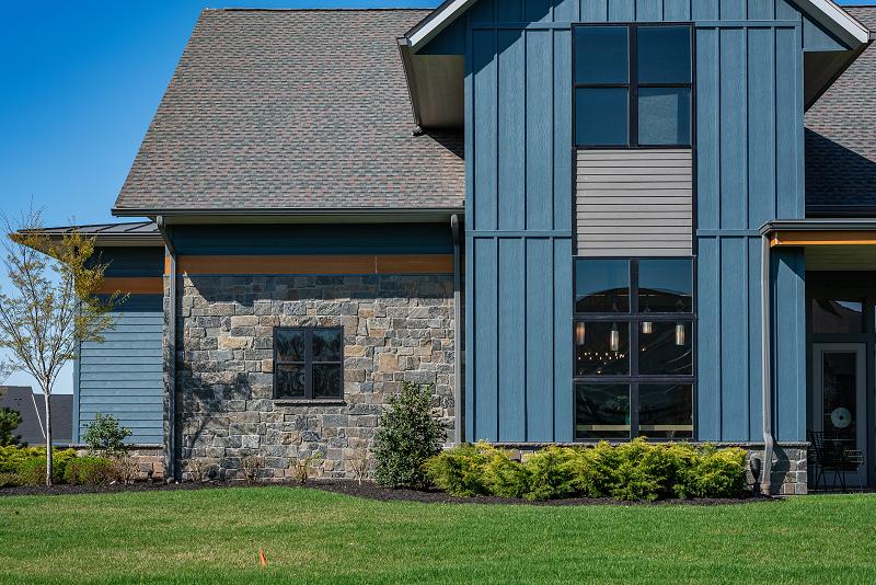 Old World Stone Veneer - Rustic Ashlar Winter Harbor