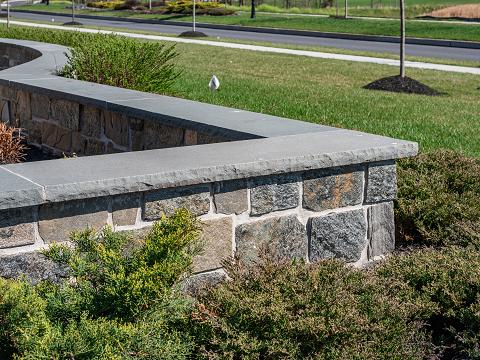Old World Stone Veneer - Rustic Ashlar Winter Harbor