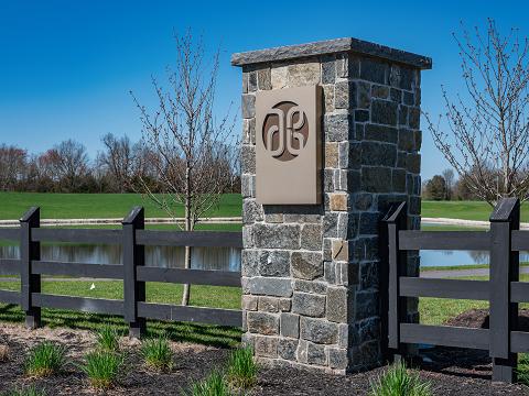 Old World Stone Veneer - Rustic Ashlar Winter Harbor